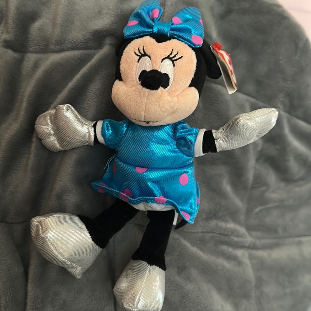 Disney Minnie Mouse Sparkle Minnie